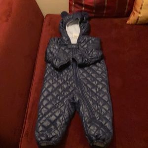 Uniqlo baby quilted padded onesie bear hoodie 6-12